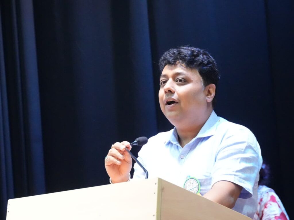 नितिन-सिंह-भदौरिया-ने-शनिवार-को-एक-निजी-विद्यालय.jpeg