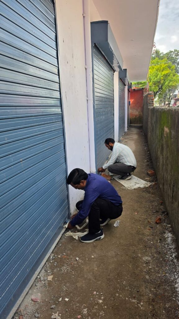 निर्माणों-पर-एमडीडीए-की-कार्रवाई-दो-भवन-सील.jpg