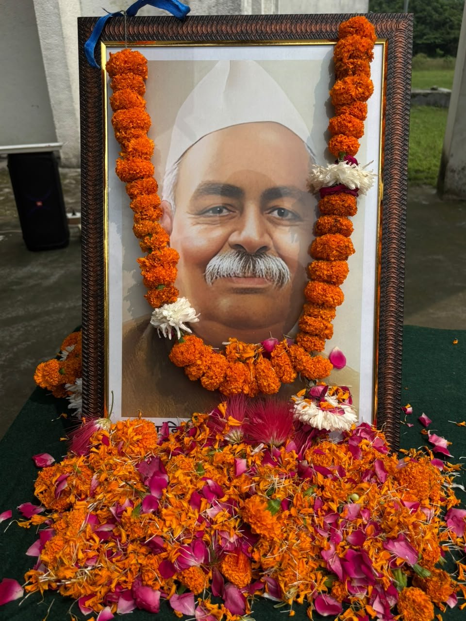 पंडित-गोविंद-बल्लभ-पंत-के-139वें-जन्मदिवस-पर-उन्हे.jpg