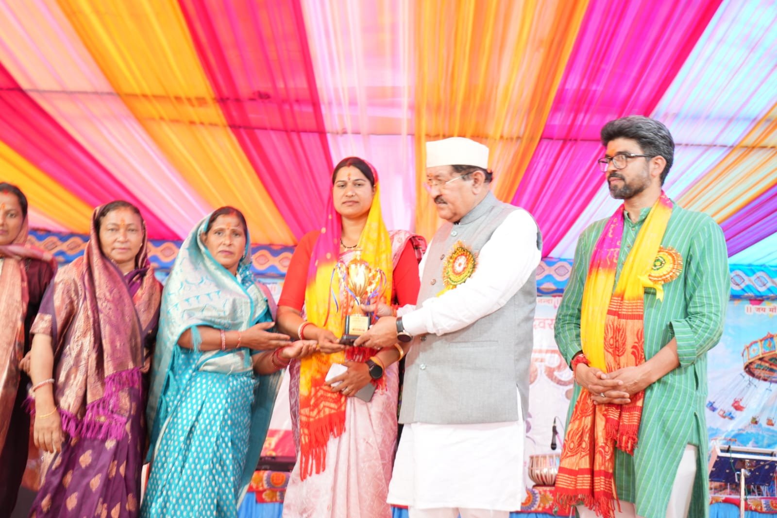पांच दिवसीय जागतोली-दशज्यूला महोत्सव का रंगारंग कार्यक्रमों के साथ समापन 2 दिवसीय जागतोली दशज्यूला महोत्सव का रंगारंग कार्यक्रमों के साथ समापन