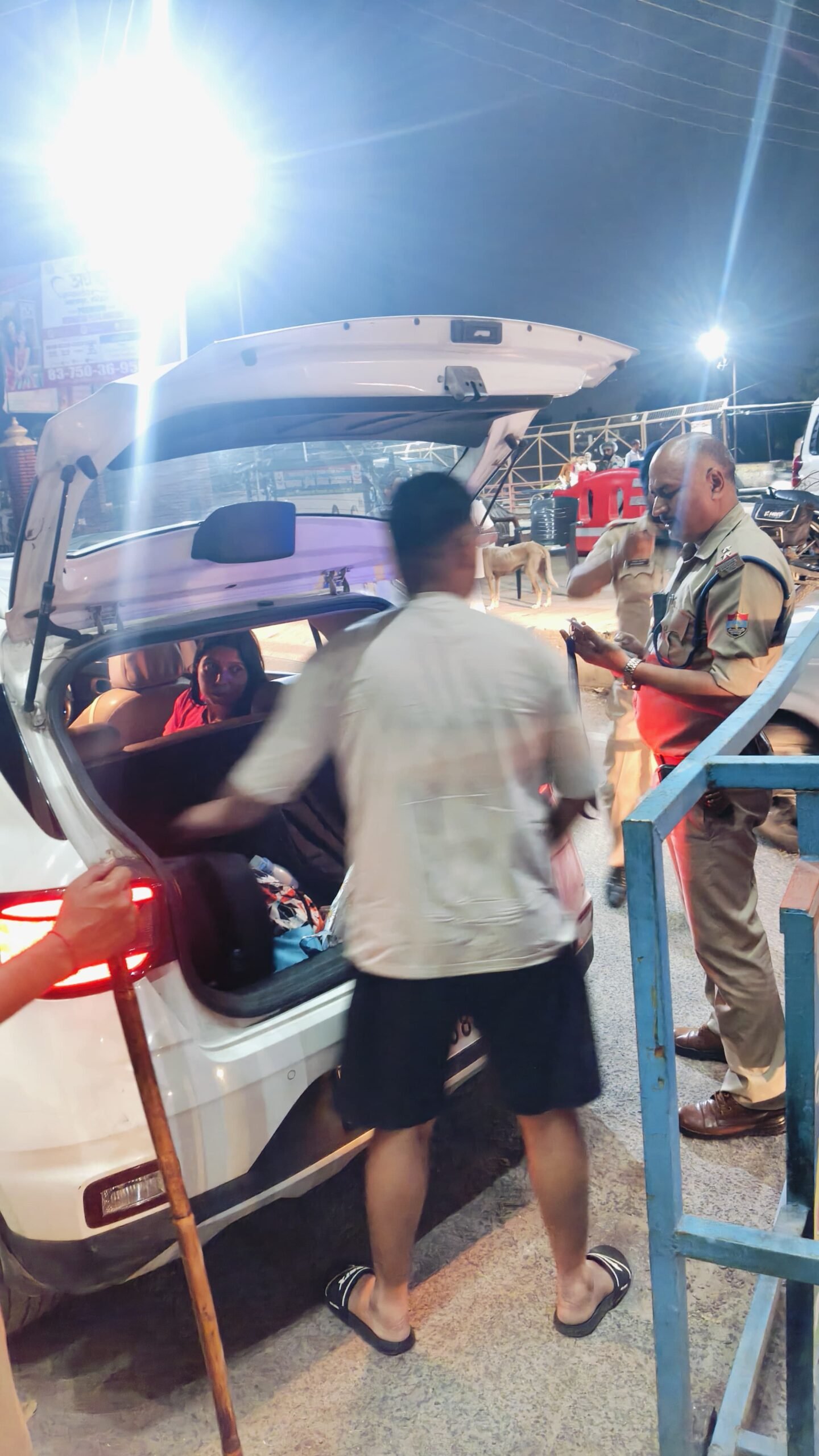 7 चेकिंग होटल ढाबों की वाहनचेकिंग चौकी फेरूपुर थाना