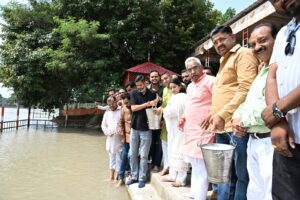 पुष्कर-सिंह-धामी-के-जन्मदिन-पर-कौशिक-ने-की.jpeg