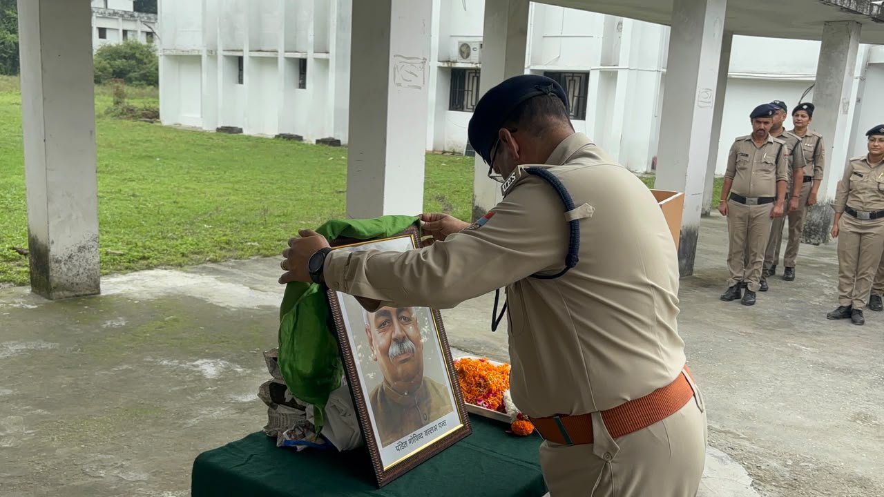 पंडित गोविंद बल्लभ पंत के 139वें जन्मदिवस पर उन्हे