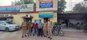 मचा-रहे-बाइकर्स-पर-चला-हरिद्वार-पुलिस-का-डंडा.jpg