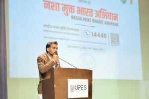 मुक्त-भारत-अभियान-के-तहत-यूपीईएस-में-छात्र-छात्राओं-को.jpg