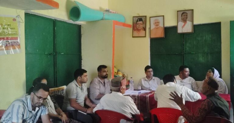 में-आयोजित-हुआ-सरकार-जनता-के-द्वार-कार्यक्रम.jpg