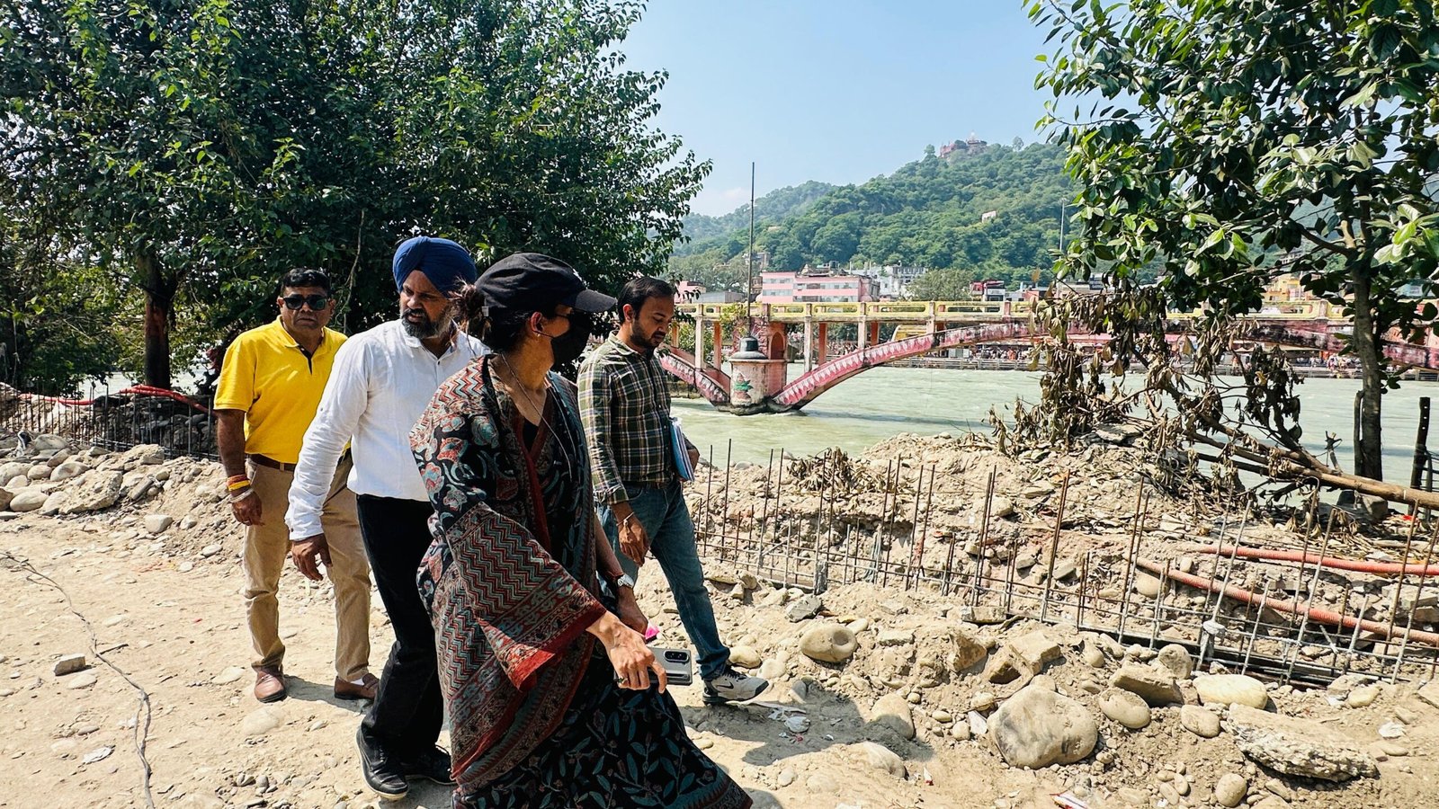 मेलाधिकारी ने रोड़ी-बेलवाला व शोल क्षेत्र में कुंभ तैयारियों का लिया जायजा 2 ने रोड़ी बेलवाला व शोल क्षेत्र में कुंभ तैयारियों का