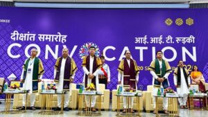 रुड़की-दीक्षांत-समारोह-2026-में-उच्च-शिक्षा-शोध-और.jpeg