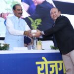रोजगार-मेले-में-249-अभ्यर्थियों-को-नियुक्ति-पत्र-वितरित.jpg