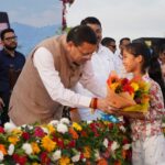 सपनों-का-उत्तराखंड-में-सीएम-धामी-ने-युवा-प्रतिभाओं.jpg