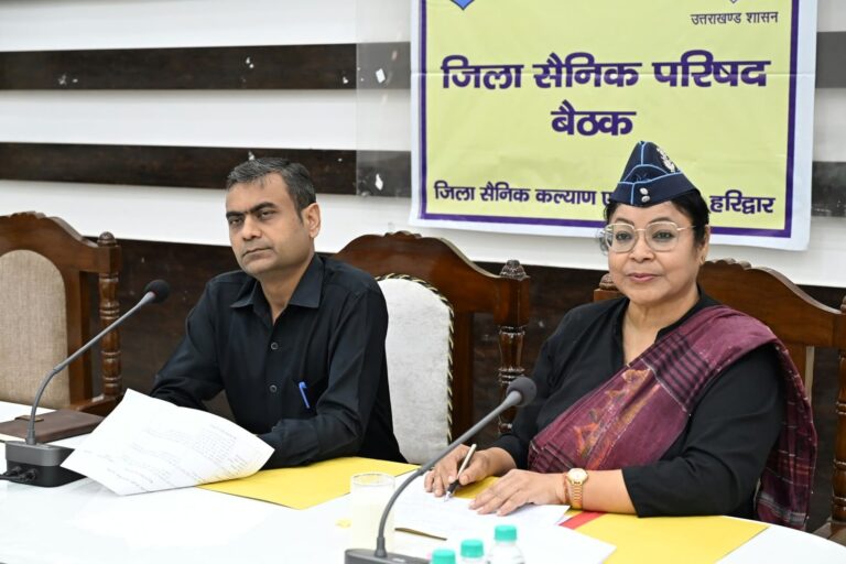 सैनिकों-की-समस्याओं-के-समाधान-को-प्राथमिकता-विभागों-को.jpeg