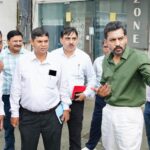 हेल्पलाइन-की-फोर्स-क्लोज-शिकायत-की-डीएम-ने-मौके.jpeg