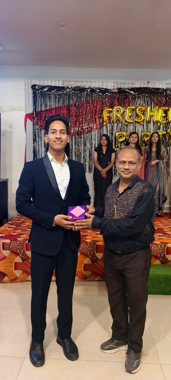 1790854250 740 स्वामी दर्शनानन्द इंस्टिट्यूट आफ मैंनेजमेंट एण्ड टैक्नोलोजी द्वारा फ्रेशर पार्टी