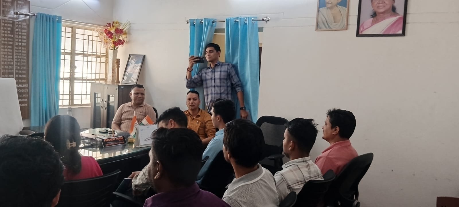 1790870791 78 जिला कोषागार रुद्रप्रयाग में आहरण वितरण अधिकारियों एवं लेखा संवर्ग के
