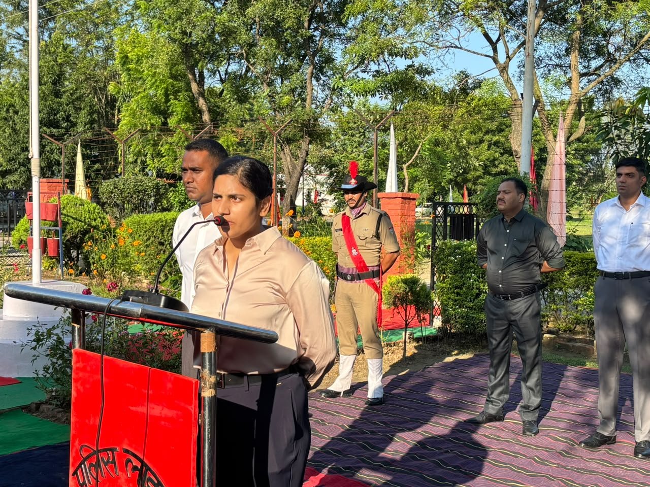 1790957627 376 राष्ट्रपिता महात्मा गांधी एवं पूर्व प्रधानमंत्री स्वर्गीय श्री लाल बहादुर