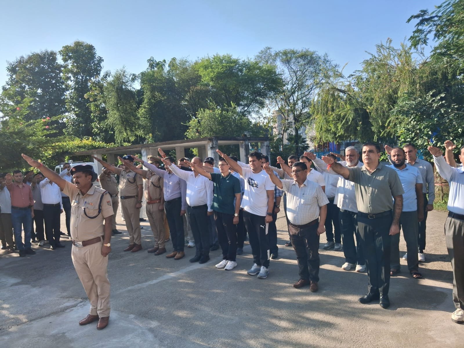 1790957628 399 राष्ट्रपिता महात्मा गांधी एवं पूर्व प्रधानमंत्री स्वर्गीय श्री लाल बहादुर