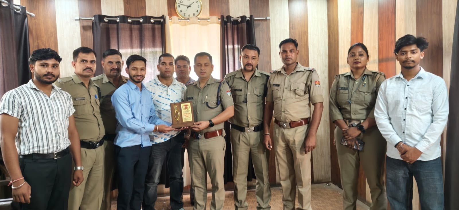 1790957986 388 गांधी जयंती के शुभ अवसर पर पथरी पुलिस के सहयोग