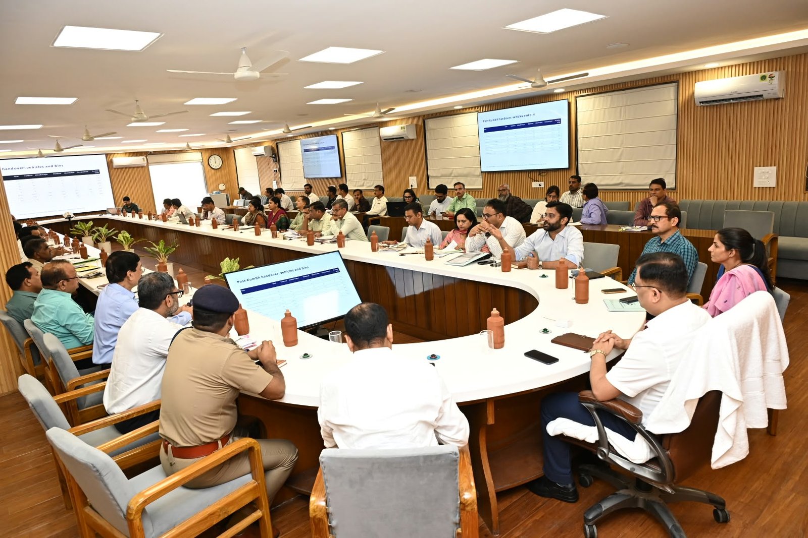 कुंभ मेला-2027 में सफाई एवं सेनिटेशन व्यवस्था की व्यापक तैयारी 7 1791211298 847 कुंभ मेला 2027 में सफाई एवं सेनिटेशन व्यवस्था की व्यापक तैयारी