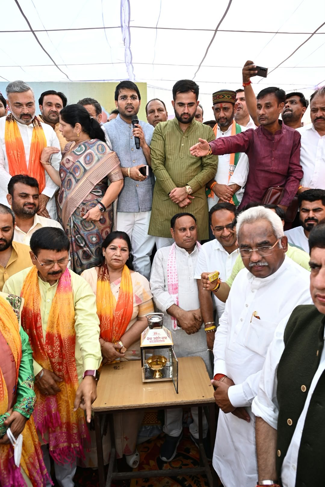1791384812 588 प्रधानमंत्री के सार्वजनिक जीवन के 25 वर्ष पूर्ण होने पर