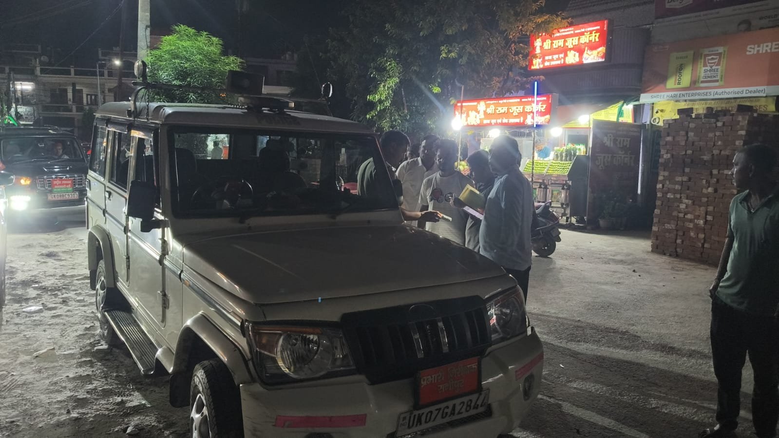 1791476774 971 हरिद्वार पुलिस ने नो एन्ट्री में भारी वाहनो के विरूद्ध चलाया