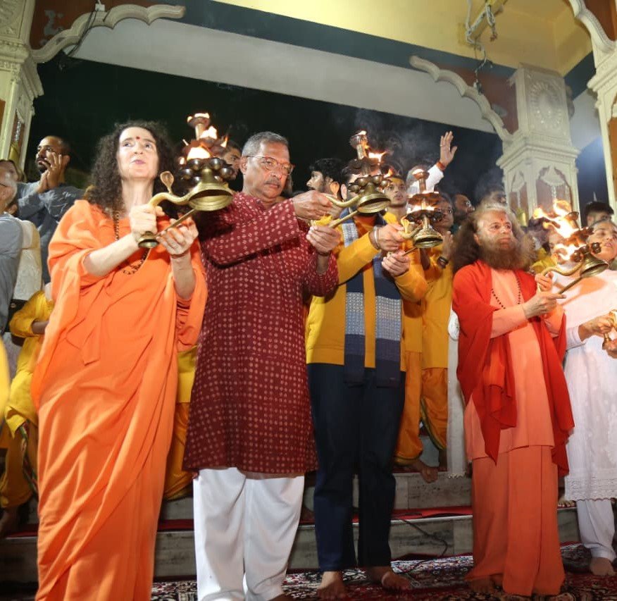परमार्थ निकेतन से भारतीय सिनेमा के महान अभिनेता नाना पाटेकर जी को भावांजलि, विनम्र श्रद्धांजलि 6 1791482315 365 परमार्थ निकेतन से भारतीय सिनेमा के महान अभिनेता नाना पाटेकर