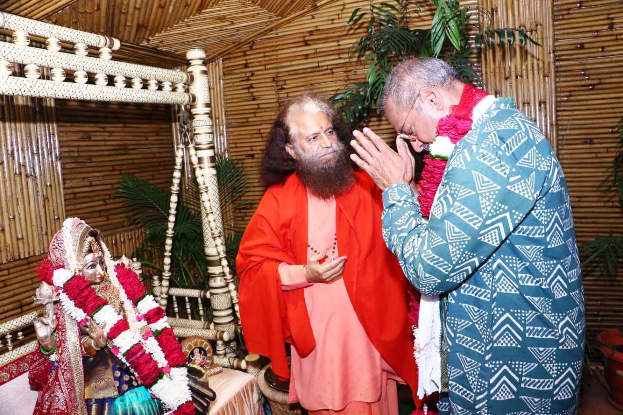 परमार्थ निकेतन से भारतीय सिनेमा के महान अभिनेता नाना पाटेकर जी को भावांजलि, विनम्र श्रद्धांजलि 5 1791482315 942 परमार्थ निकेतन से भारतीय सिनेमा के महान अभिनेता नाना पाटेकर