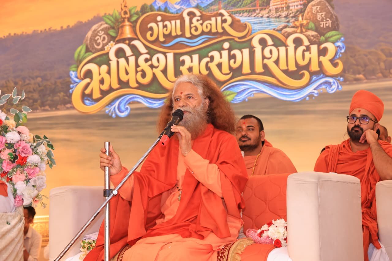 1791559247 939 परमार्थ निकेतन में सत्संग शिविर का आयोजन