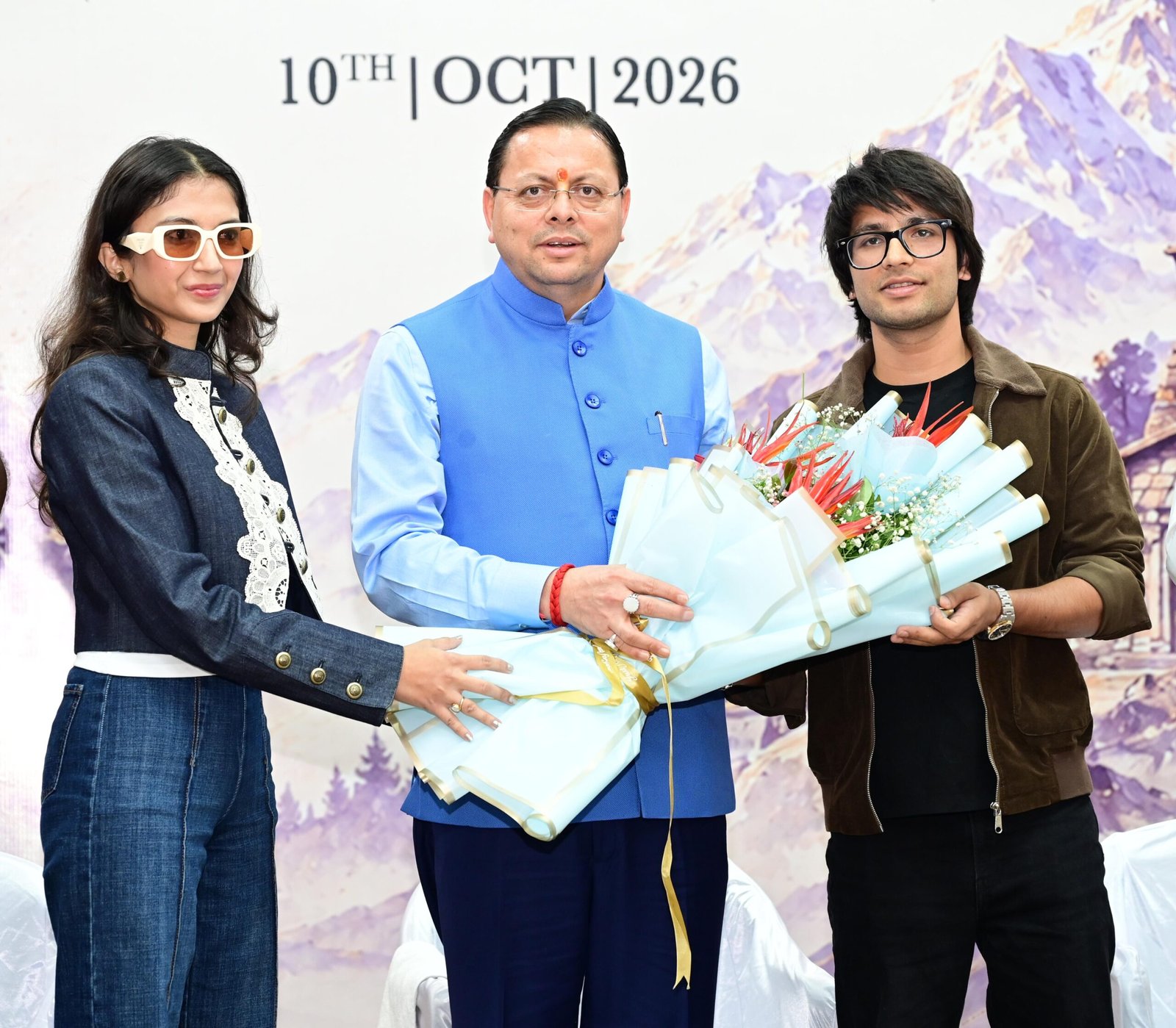 1791643199 165 मुख्यमंत्री धामी ने सोशल मीडिया कंटेंट क्रिएटर्स से किया संवाद