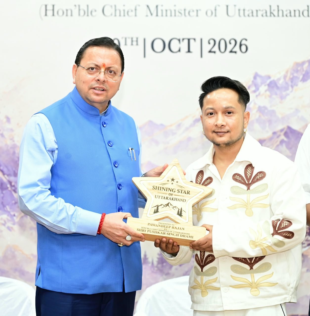 1791643199 752 मुख्यमंत्री धामी ने सोशल मीडिया कंटेंट क्रिएटर्स से किया संवाद