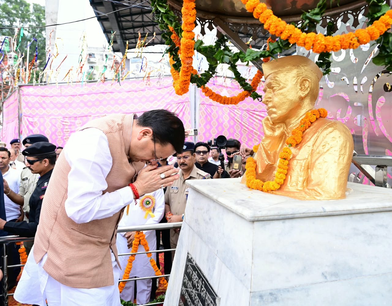 1791720812 300 मुख्यमंत्री धामी ने किया श्री कुंजापुरी पर्यटन एवं विकास मेले
