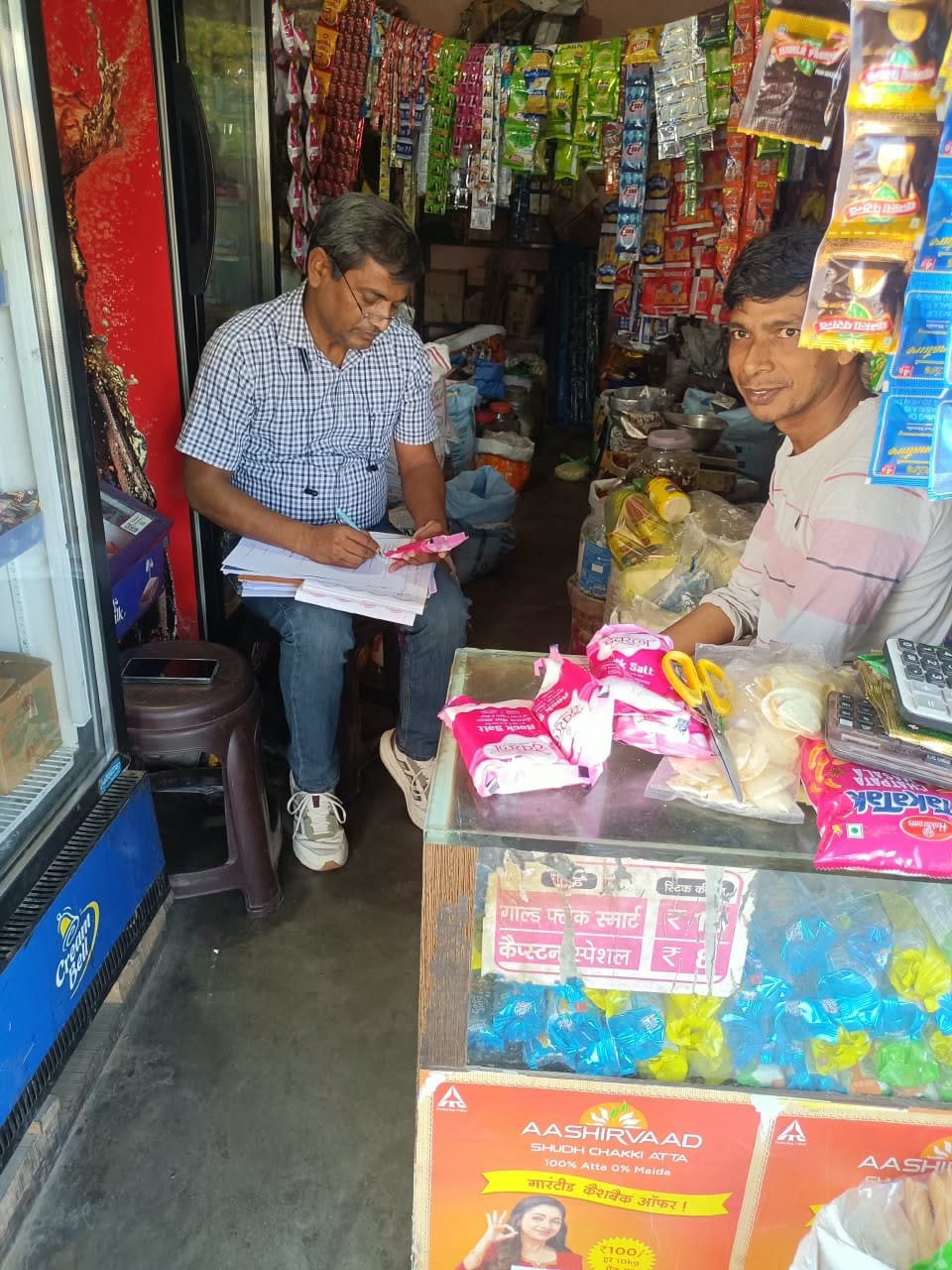 1791813801 704 नवरात्रि पर्व के दृष्टिगत सघन निरीक्षण एवं नमूना संग्रह अभियान