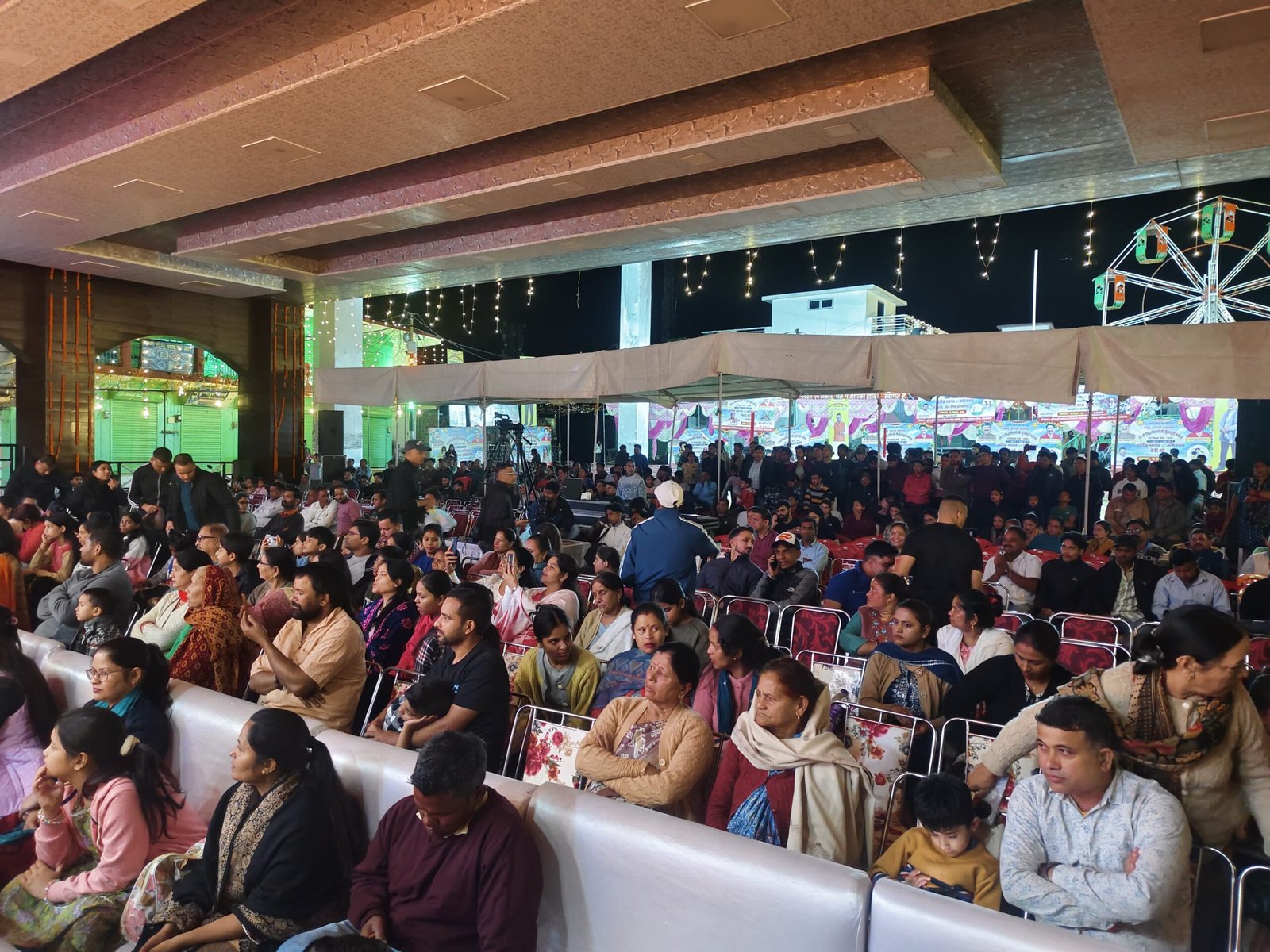 कुंजापुरी मेले में खेल प्रतियोगिताओं का शुभारंभ, वॉलीबॉल के मुकाबले शुरू 5 1791819527 104 कुंजापुरी मेले में खेल प्रतियोगिताओं का शुभारंभ वॉलीबॉल के मुकाबले