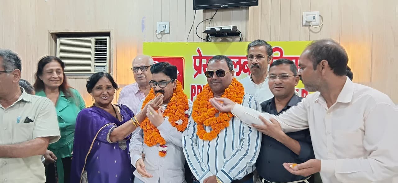 1791893261 548 एनयूजे आई के जिलाध्यक्ष देवेंद्र शर्मा बने तो जोगेंद्र मावी