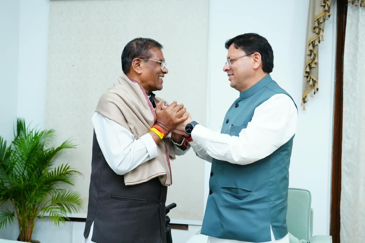 1792028309 84 मुख्यमंत्री श्री पुष्कर सिंह धामी से सांसद श्री फग्गन सिंह