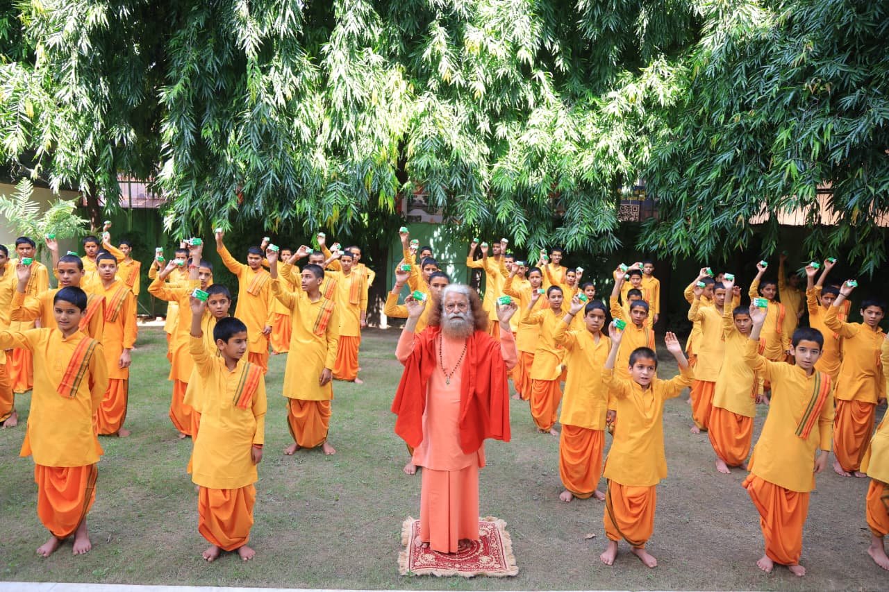 1792056291 223 डॉ एपीजे अब्दुल कलाम जी की जयंती पर परमार्थ निकेतन
