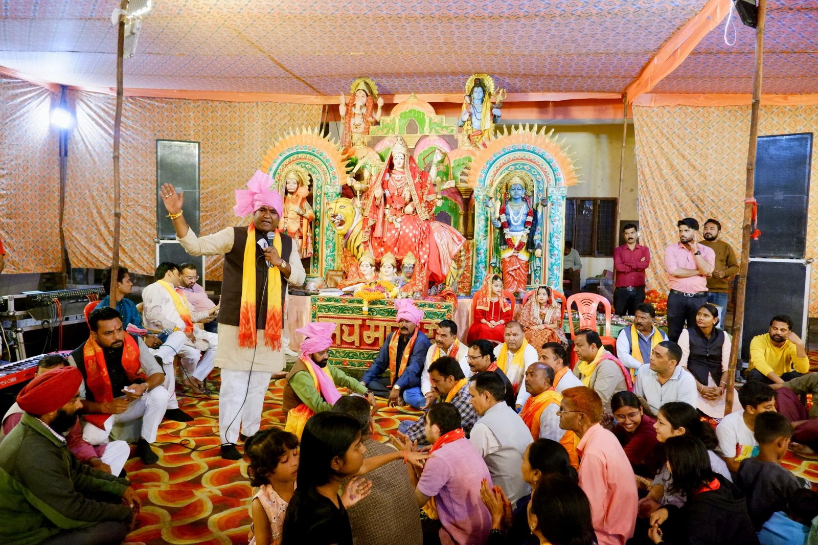 1792133385 732 सिद्धार्थ उमेश अग्रवाल के नेतृत्व में शारदीय नवरात्रि पर 11000