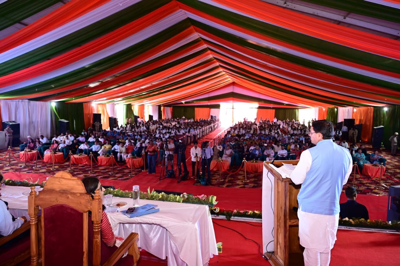 1792406395 12 मुख्यमंत्री ने सेलाकुई में हेमवती नंदन बहुगुणा उत्तराखण्ड चिकित्सा शिक्षा