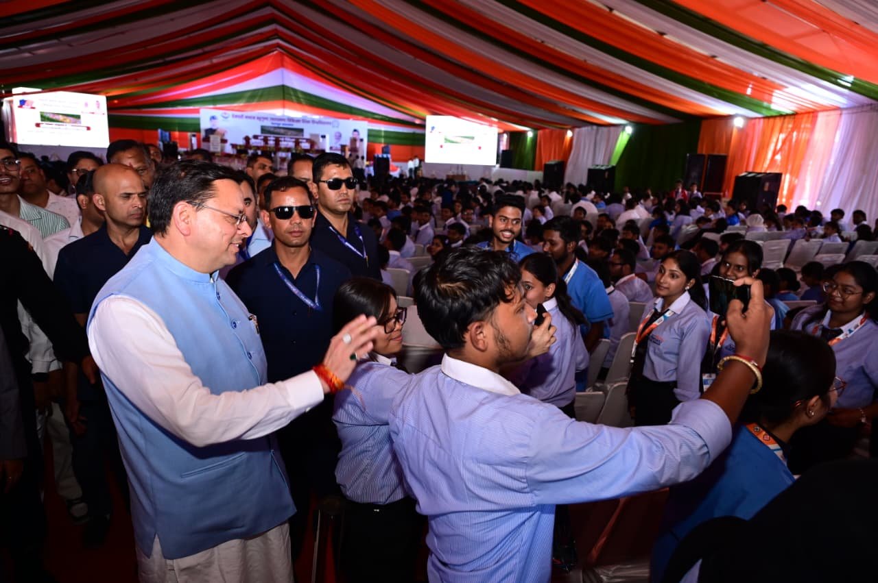 1792406395 634 मुख्यमंत्री ने सेलाकुई में हेमवती नंदन बहुगुणा उत्तराखण्ड चिकित्सा शिक्षा