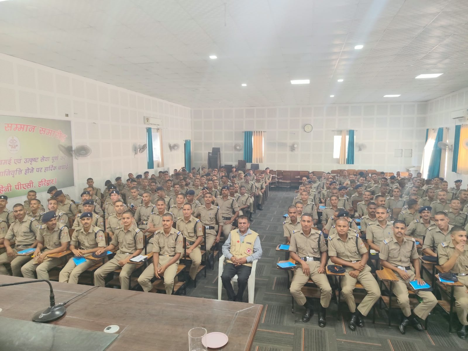 1792497832 348 हरिद्वार में कुंभ मेला पुलिस प्रशिक्षण विगत माह से निरंतर