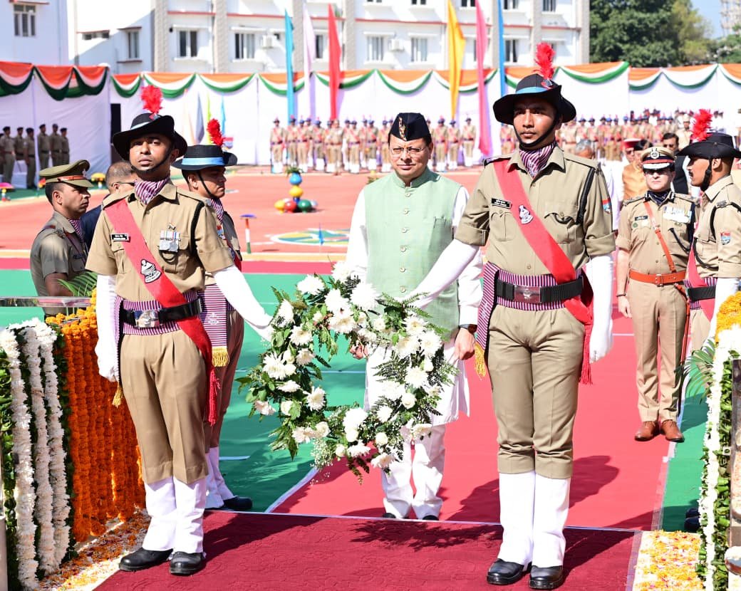 1792572209 324 मुख्यमंत्री ने पुलिस स्मृति दिवस पर शहीद जवानों को दी