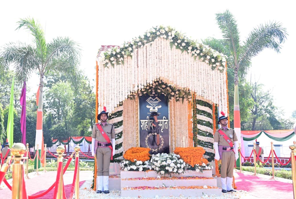 1792572209 68 मुख्यमंत्री ने पुलिस स्मृति दिवस पर शहीद जवानों को दी