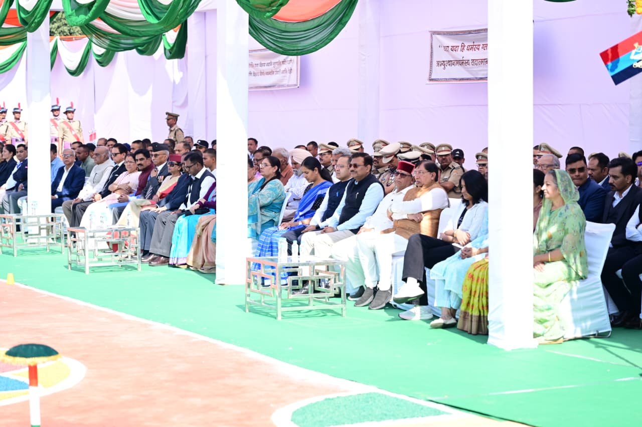 मुख्यमंत्री ने पुलिस स्मृति दिवस पर शहीद जवानों को दी श्रद्धांजलि, परिजनों को किया सम्मानित 12 1792572209 869 मुख्यमंत्री ने पुलिस स्मृति दिवस पर शहीद जवानों को दी