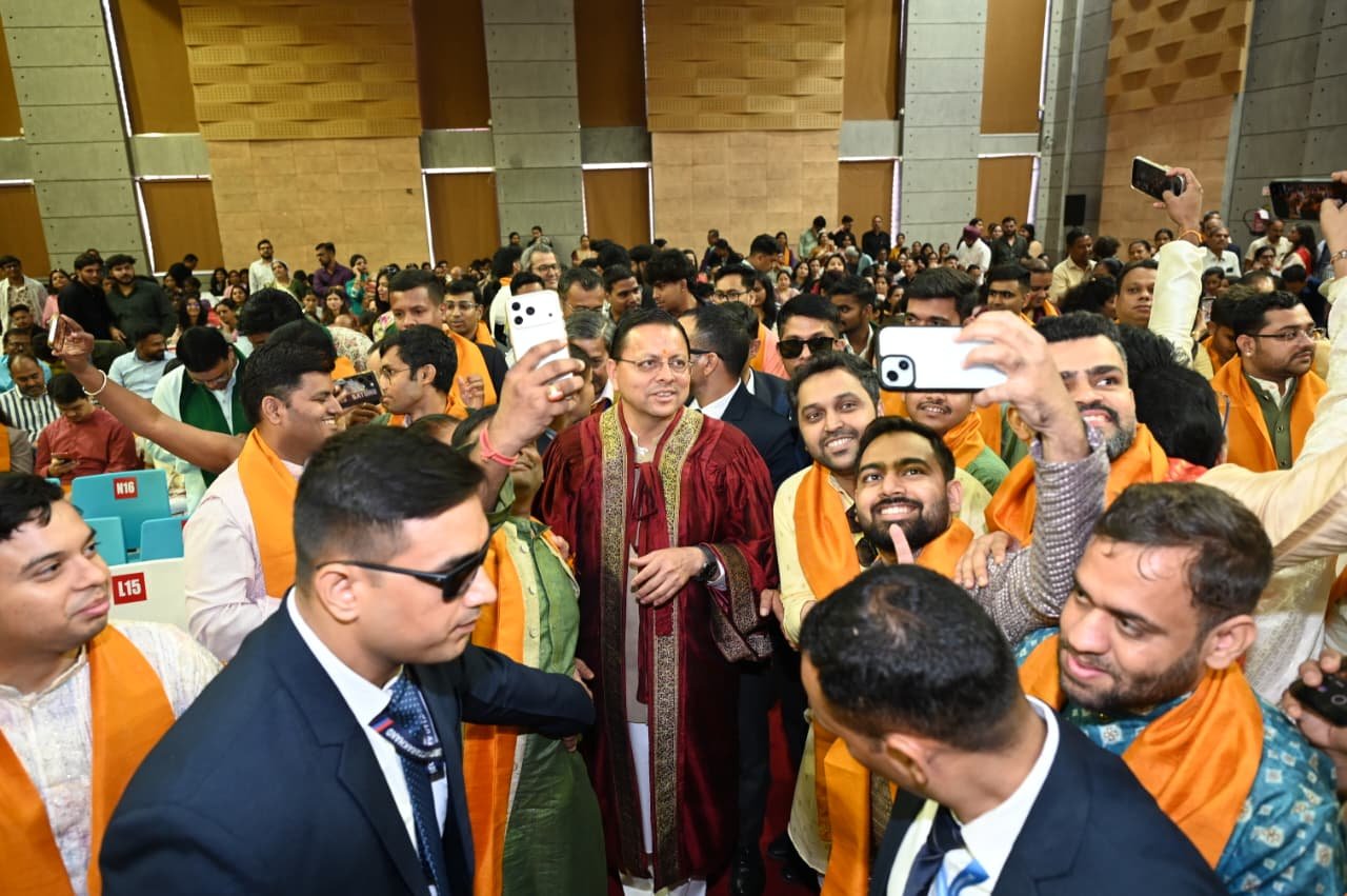 मुख्यमंत्री ने यूपीईएस के 24वें दीक्षांत समारोह में किया प्रतिभाग 5 1792662018 141 मुख्यमंत्री ने यूपीईएस के 24वें दीक्षांत समारोह में किया प्रतिभाग
