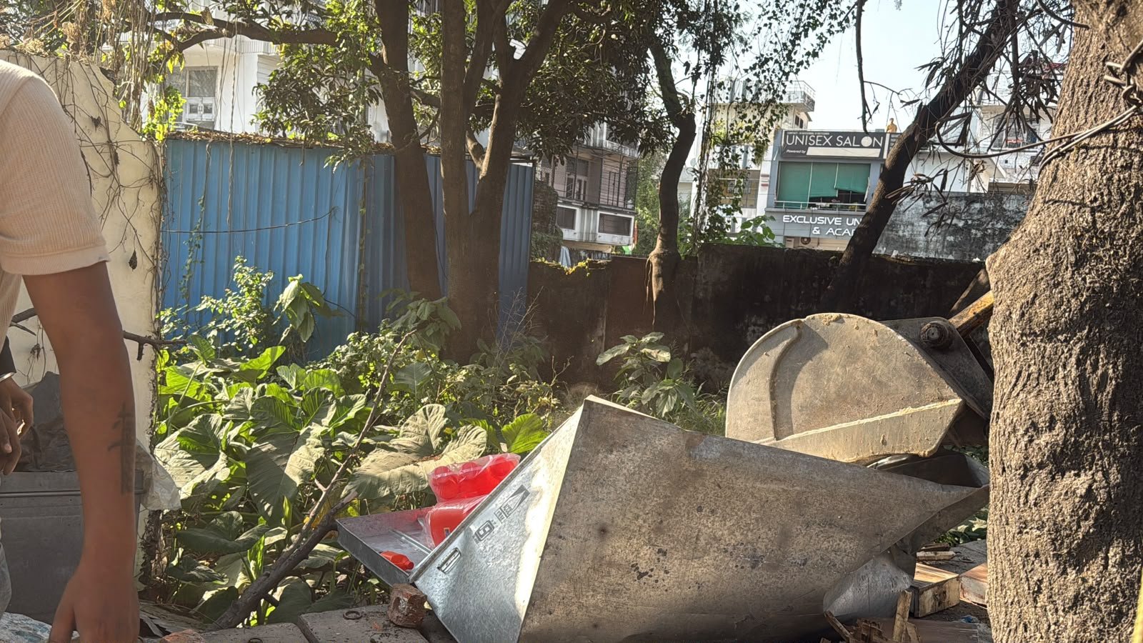 जिलाधिकारी के निर्देशन एवं नगर आयुक्त नन्दन कुमार के नेतृत्व में नगर निगम हरिद्वार ने चलाया अतिक्रमण हटाओ अभियान 7 1792670935 324 जिलाधिकारी के निर्देशन एवं नगर आयुक्त नन्दन कुमार के नेतृत्व