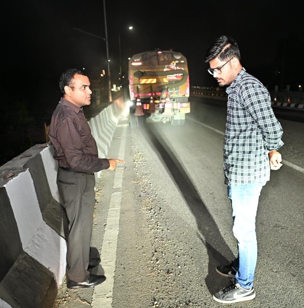 1792869695 527 आगामी कुंभ मेले के दृष्टिगत रात्रि के समय चल रहे