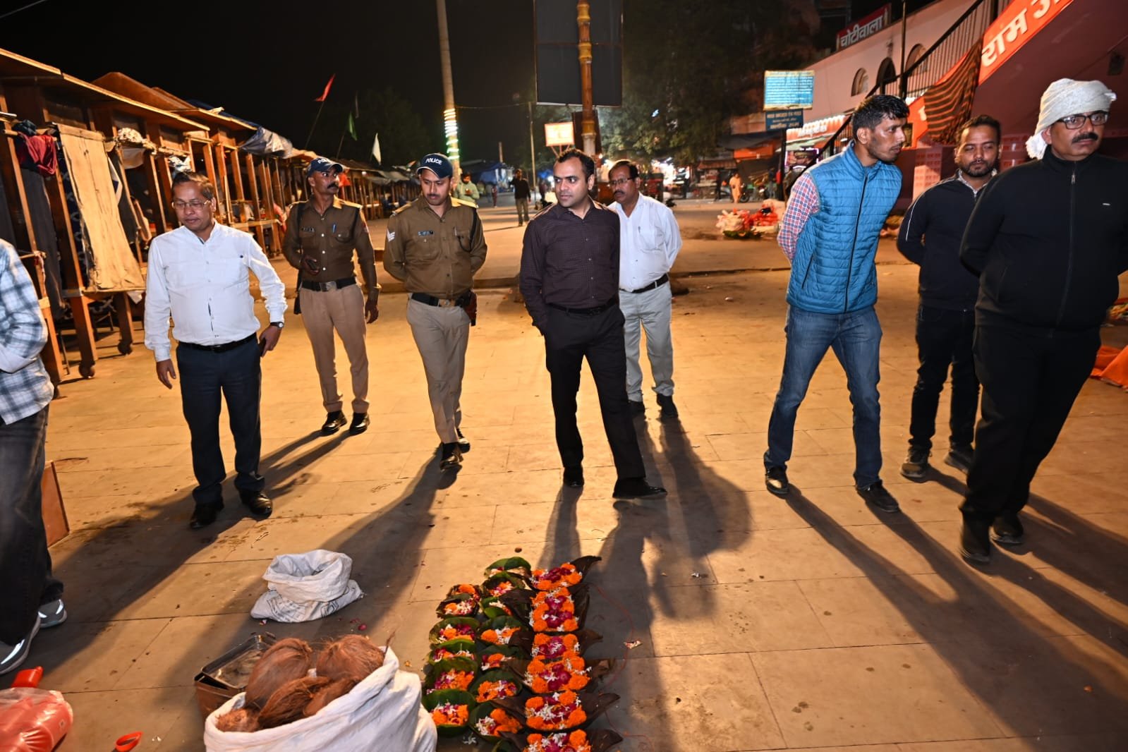 1792890254 784 आगामी कुंभ मेले के दृष्टिगत रात्रि के समय चल रहे