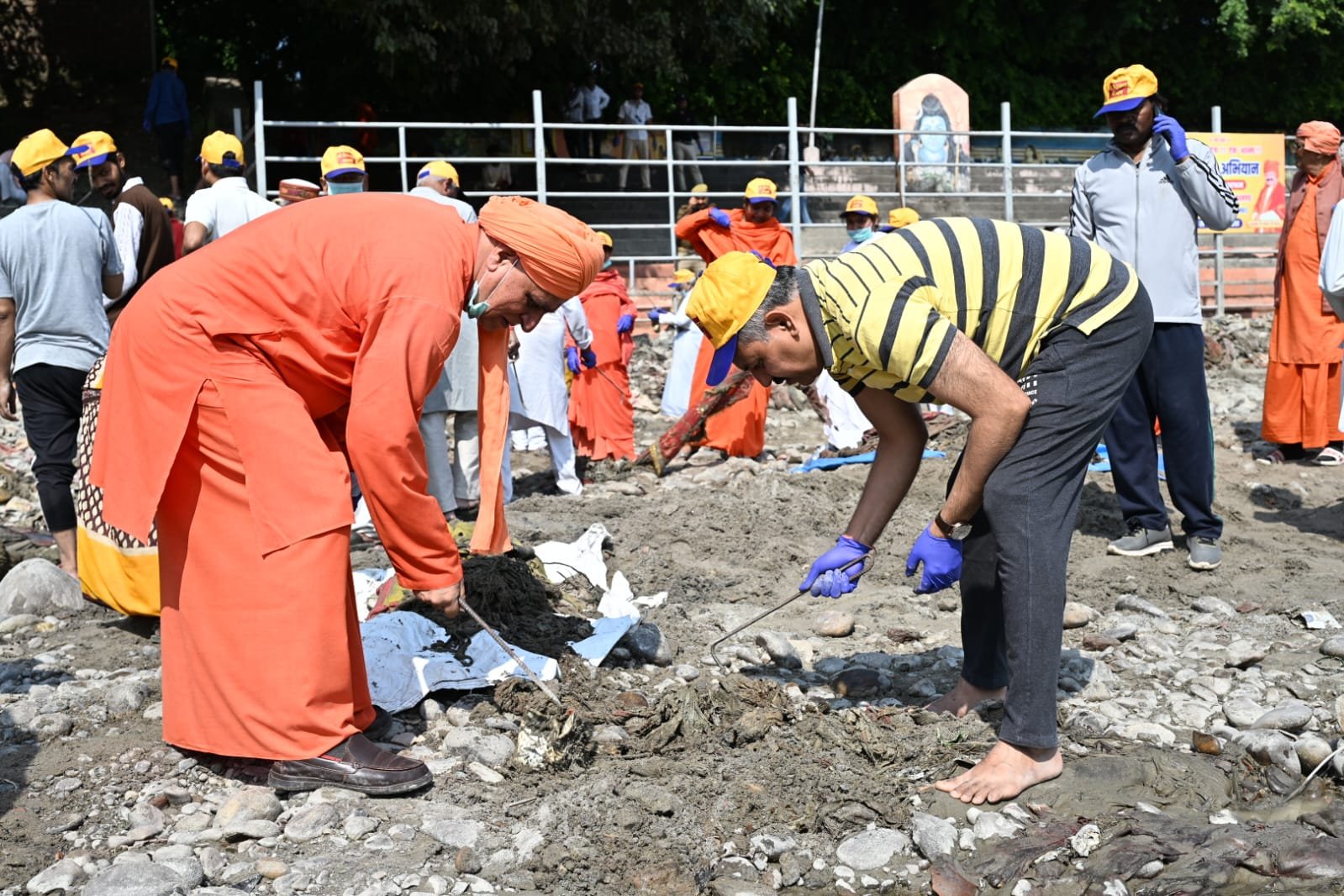 1792929607 494 मुख्य विकास अधिकारी ने स्वच्छता अभियान को बताया जनसहभागिता का