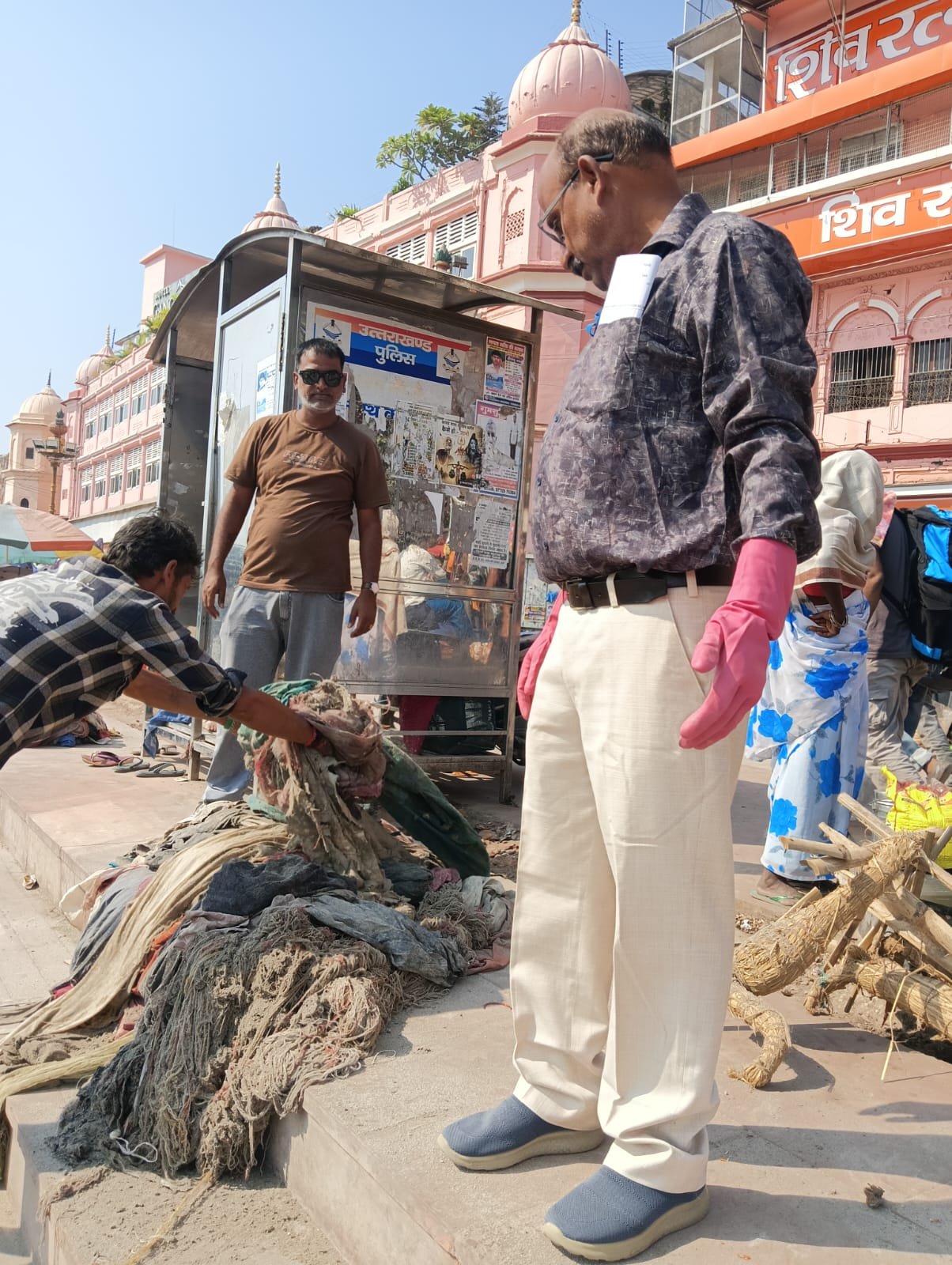 1792941502 507 मुख्यमंत्री के निर्देशों के अनुपालन में मेलाधिकारी कुंभ श्रीमती सोनिका