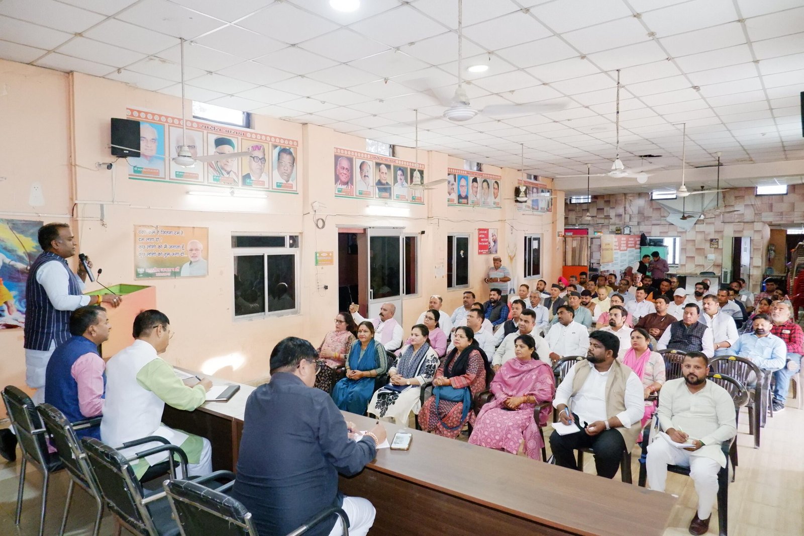 लोकतंत्र बचाओ, अराजकता हटाओ पदयात्रा की तैयारियों को लेकर भाजपा महानगर देहरादून की बैठक आयोजित की गई 4 1793196891 93 लोकतंत्र बचाओ अराजकता हटाओ पदयात्रा की तैयारियों को लेकर भाजपा