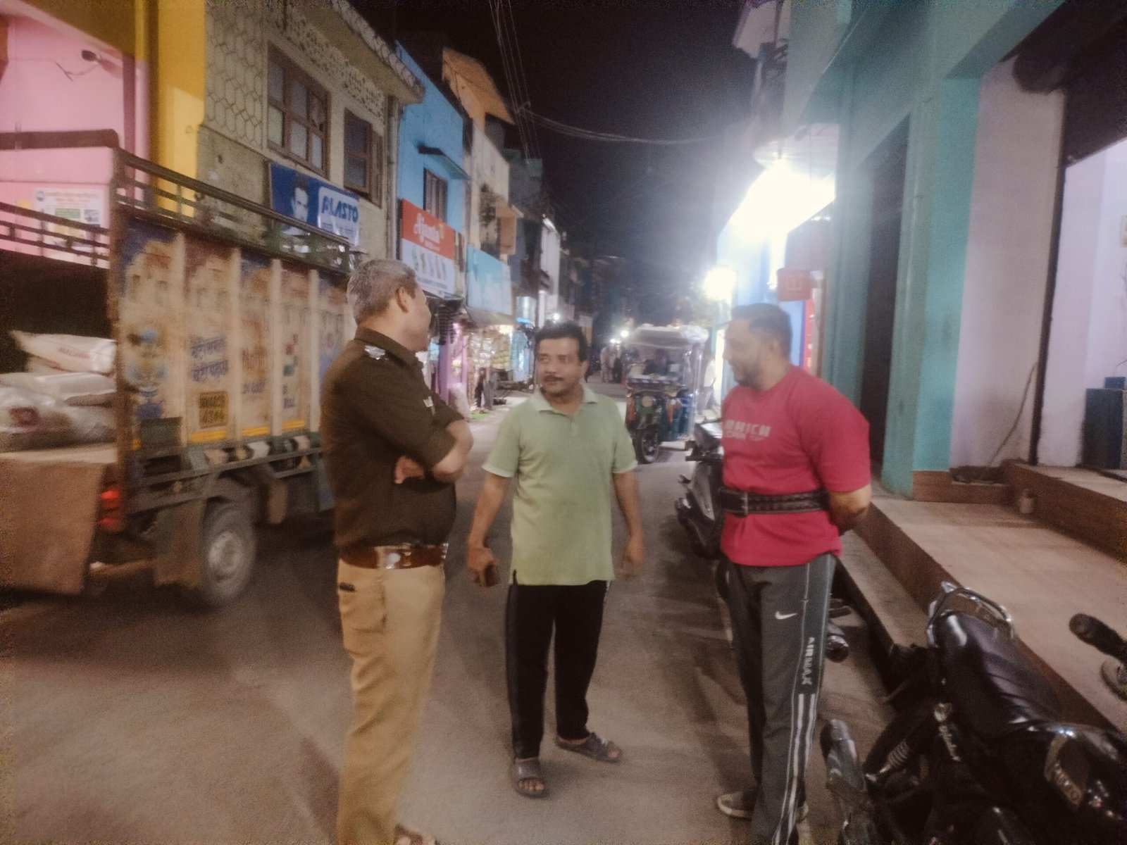 1793204525 116 आगामी त्यौहार के दृष्टिगत एसएसपी नवनीत सिंह के पर ग्राउंड